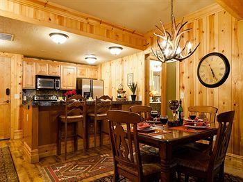 Red Stag Lodge By Utopian Lvh Park City Eksteriør billede
